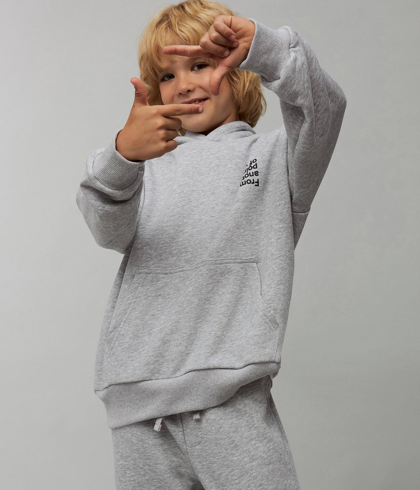 BOYS Sweat hoody/ Джемпер детский/SS24TKB038